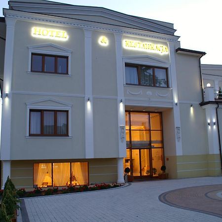 Hotel President Коцьк Екстер'єр фото