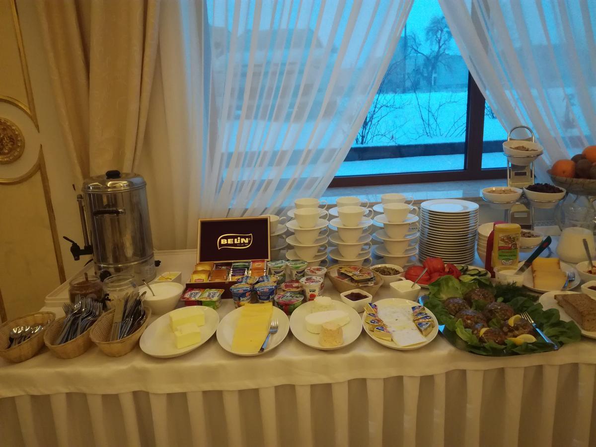 Hotel President Коцьк Екстер'єр фото
